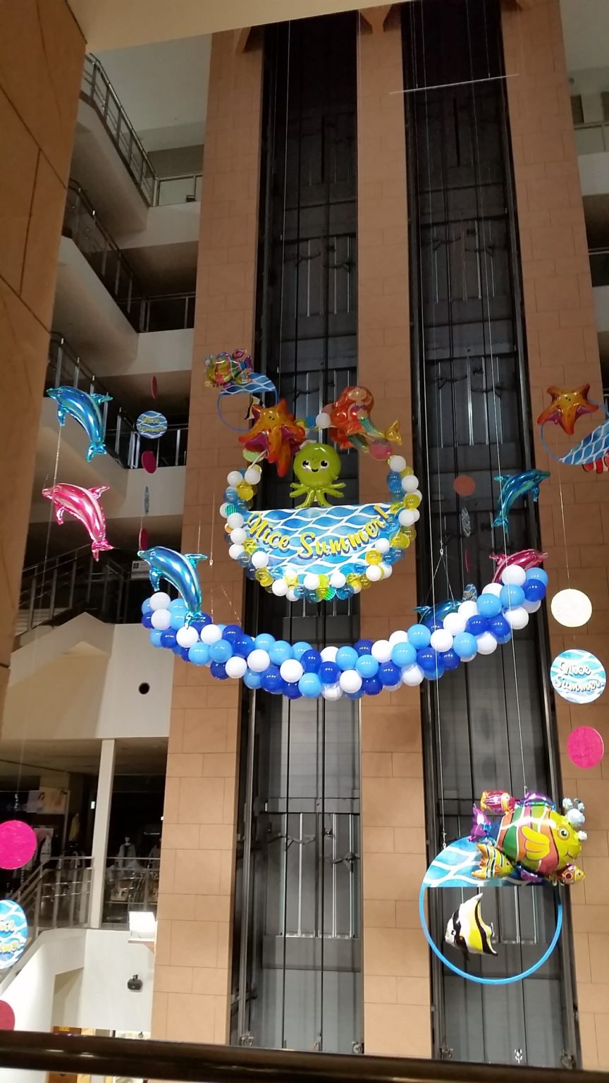 サマー吹抜け　装飾